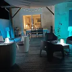 Calme Et Ensoleillee Maison Au Pied De La Entre St Palais Sur Et Royan Tatil Evi